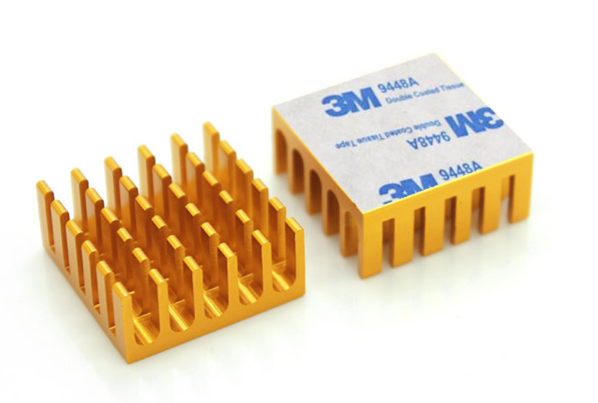 Аллюминиевый радиатор 22х22х10 мм с термоскотчем 3M 9448A